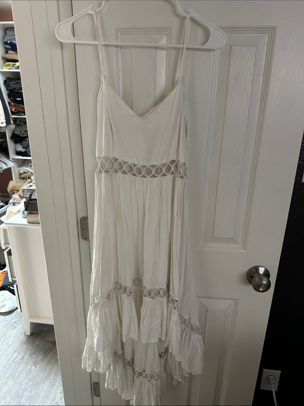 Main Strip White High-Low Boho Maxi Dress with Crochet Waist